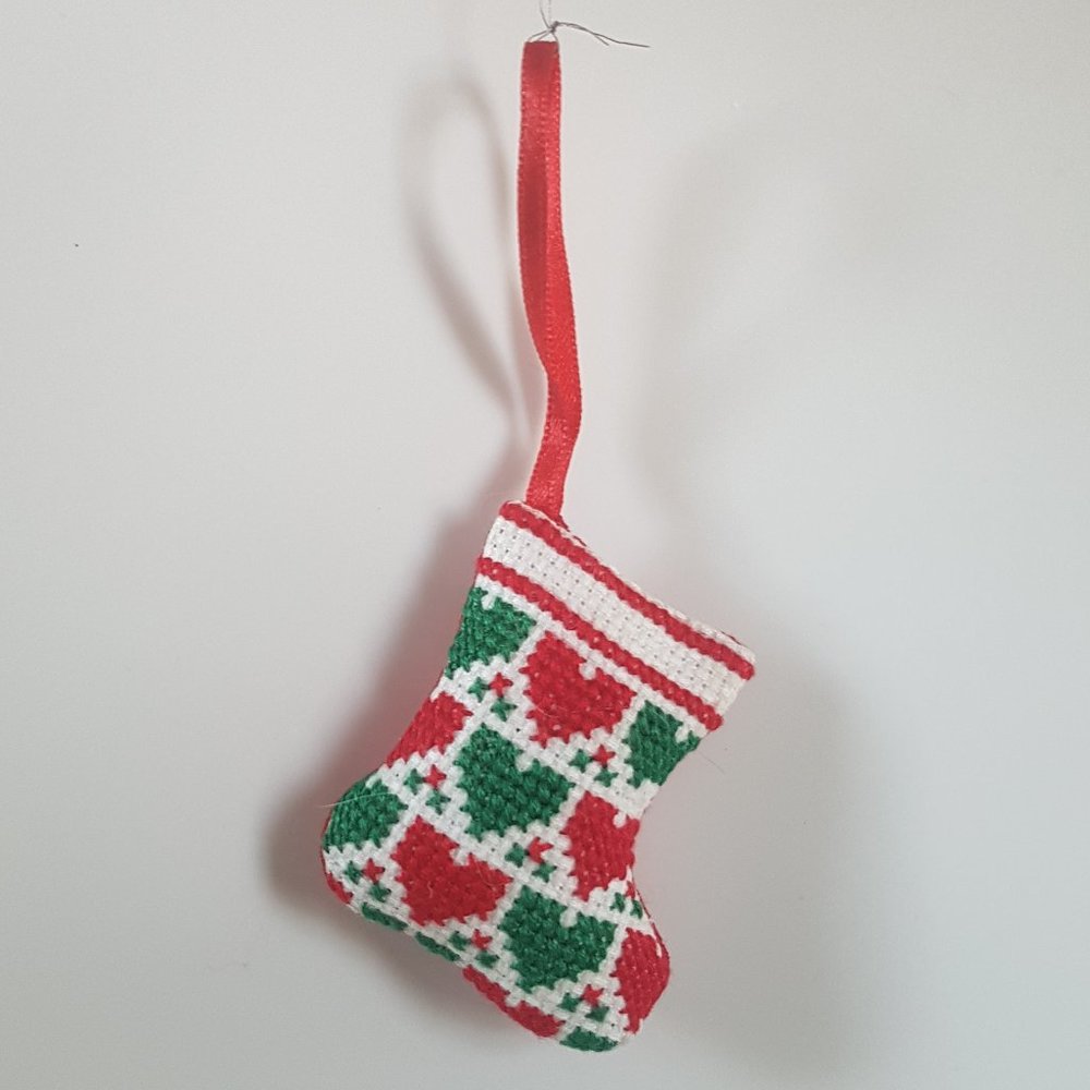 💲5️⃣ in 🛍️of2+  Handmade Mini Cross-stich Stocking Ornament